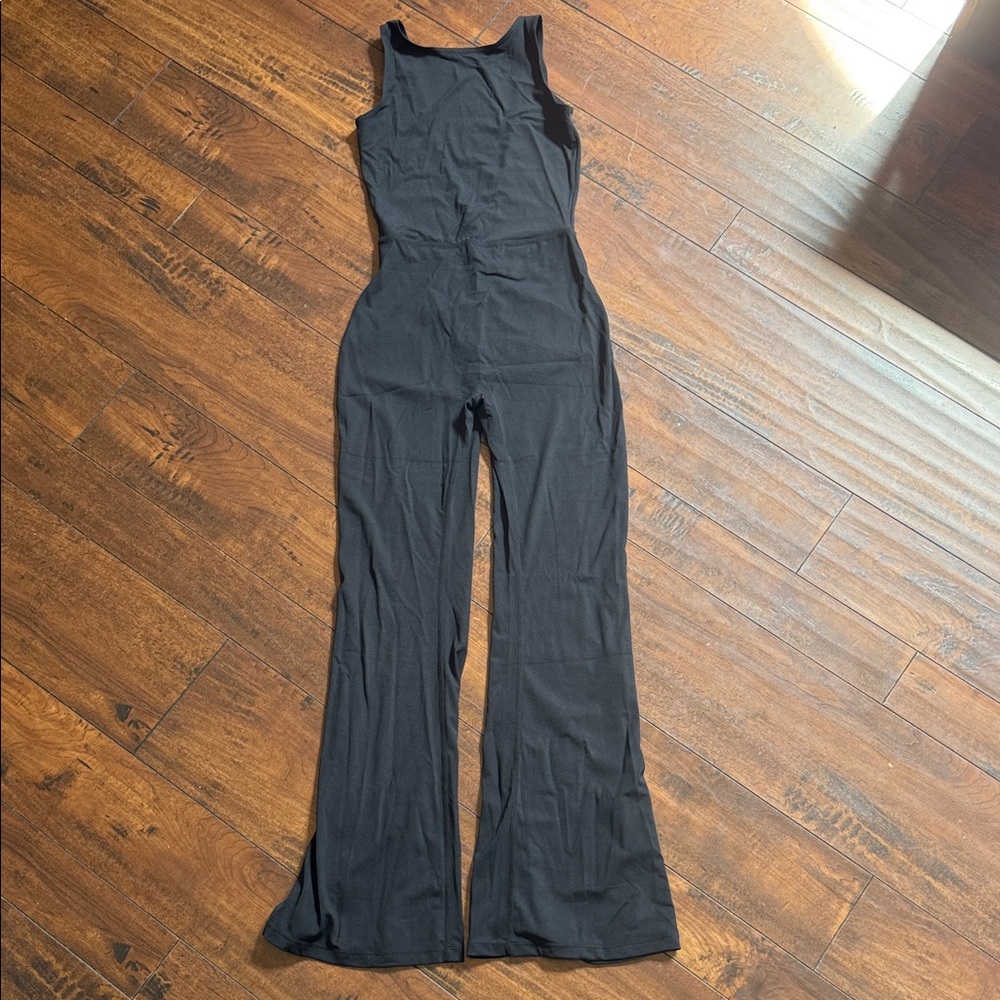 Black Sleeveless Jumpsuit